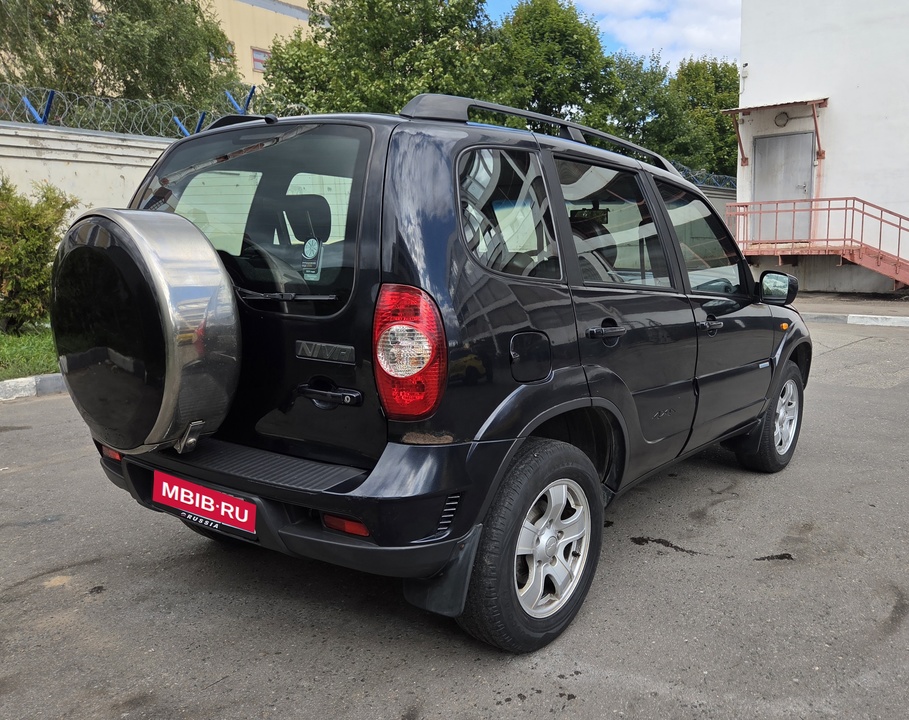 Chevrolet Niva I рестайлинг, 2010 год, 445 000 рублей, 4 фотография