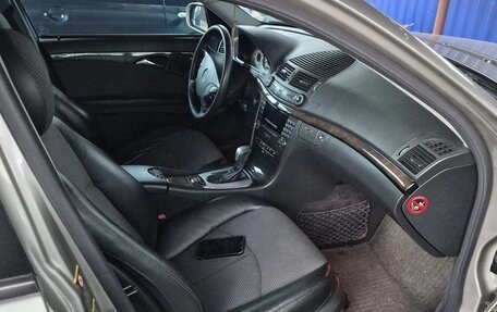 Mercedes-Benz E-Класс, 2003 год, 870 000 рублей, 17 фотография