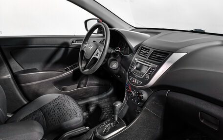 Hyundai Solaris II рестайлинг, 2016 год, 989 000 рублей, 13 фотография