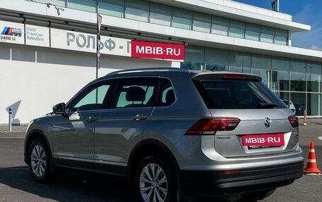 Volkswagen Tiguan II, 2017 год, 2 419 000 рублей, 7 фотография