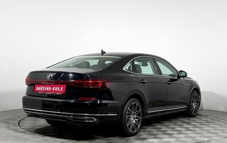 Volkswagen Passat B8 рестайлинг, 2023 год, 2 990 000 рублей, 5 фотография