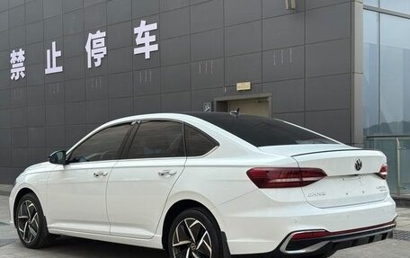 Volkswagen Lavida, 2023 год, 1 367 003 рублей, 4 фотография