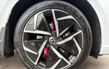 Volkswagen Lavida, 2023 год, 1 367 003 рублей, 15 фотография