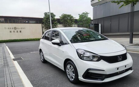 Honda Fit, 2022 год, 1 300 000 рублей, 5 фотография