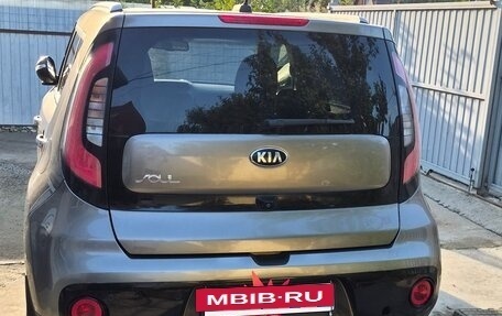 KIA Soul II рестайлинг, 2018 год, 1 800 000 рублей, 5 фотография