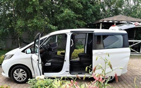 Honda Freed II, 2022 год, 1 350 000 рублей, 7 фотография