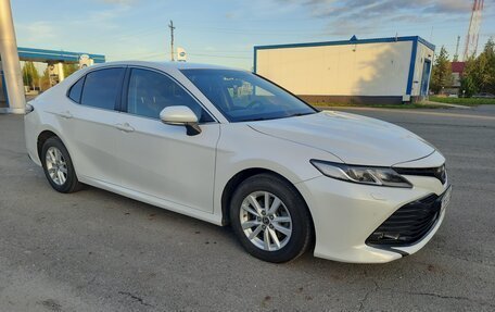 Toyota Camry, 2020 год, 2 950 000 рублей, 5 фотография