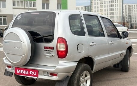 Chevrolet Niva I рестайлинг, 2008 год, 240 000 рублей, 5 фотография