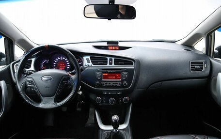 KIA cee'd III, 2014 год, 890 000 рублей, 12 фотография