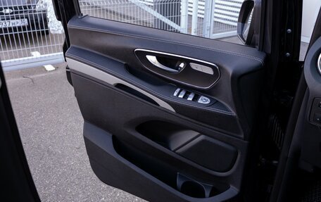 Mercedes-Benz Vito, 2016 год, 3 095 000 рублей, 14 фотография