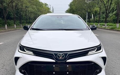 Toyota Corolla, 2022 год, 1 300 000 рублей, 2 фотография