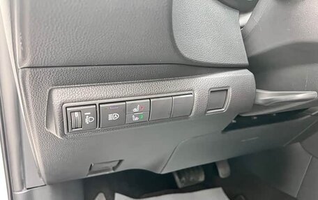 Toyota Corolla, 2022 год, 1 300 000 рублей, 11 фотография