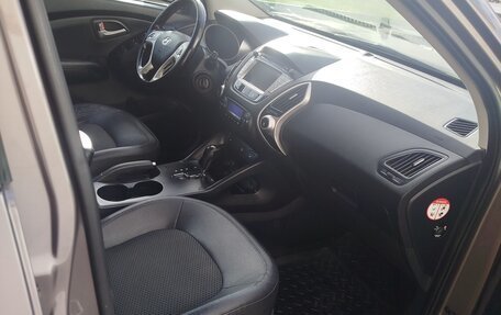 Hyundai ix35 I рестайлинг, 2013 год, 820 000 рублей, 7 фотография