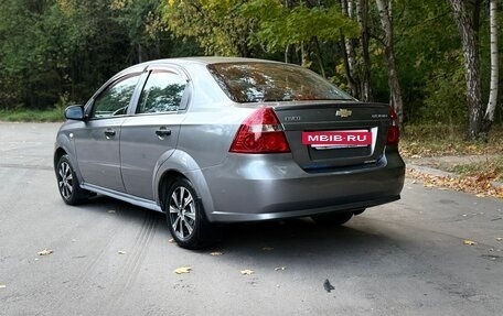 Chevrolet Aveo III, 2010 год, 270 000 рублей, 3 фотография