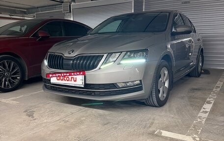 Skoda Octavia, 2018 год, 1 815 000 рублей, 21 фотография