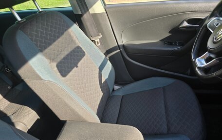 Volkswagen Polo VI (EU Market), 2019 год, 999 000 рублей, 31 фотография