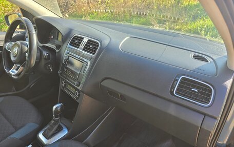 Volkswagen Polo VI (EU Market), 2019 год, 999 000 рублей, 34 фотография
