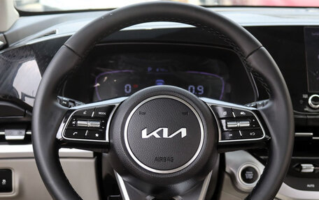 KIA Carens, 2026 год, 2 930 000 рублей, 10 фотография