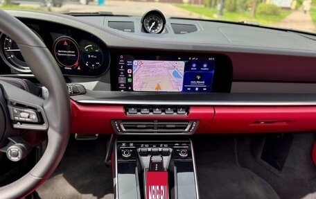 Porsche 911, 2021 год, 14 000 000 рублей, 12 фотография