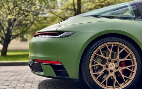 Porsche 911, 2021 год, 14 000 000 рублей, 22 фотография