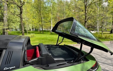 Porsche 911, 2021 год, 14 000 000 рублей, 18 фотография