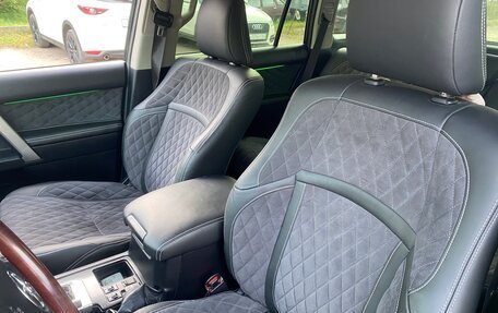 Toyota Land Cruiser Prado 150 рестайлинг 2, 2014 год, 3 500 000 рублей, 10 фотография