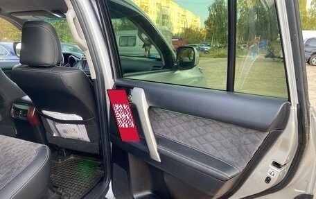 Toyota Land Cruiser Prado 150 рестайлинг 2, 2014 год, 3 500 000 рублей, 23 фотография