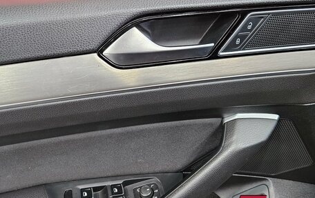 Volkswagen Passat B8 рестайлинг, 2019 год, 1 949 000 рублей, 17 фотография