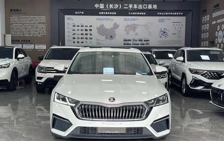Skoda Octavia IV, 2023 год, 2 200 000 рублей, 3 фотография