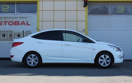 Hyundai Solaris II рестайлинг, 2016 год, 945 000 рублей, 7 фотография