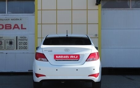 Hyundai Solaris II рестайлинг, 2016 год, 945 000 рублей, 5 фотография