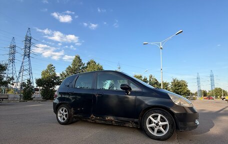 Honda Fit III, 2003 год, 300 000 рублей, 3 фотография