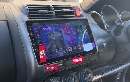 Honda Fit III, 2003 год, 300 000 рублей, 16 фотография