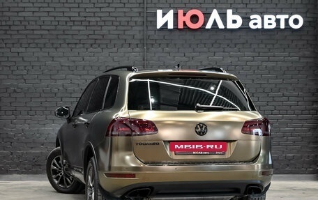 Volkswagen Touareg III, 2014 год, 2 400 000 рублей, 7 фотография