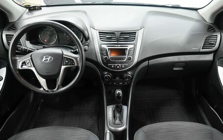 Hyundai Solaris II рестайлинг, 2016 год, 1 219 900 рублей, 9 фотография