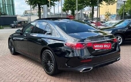 Mercedes-Benz E-Класс, 2025 год, 5 810 000 рублей, 3 фотография