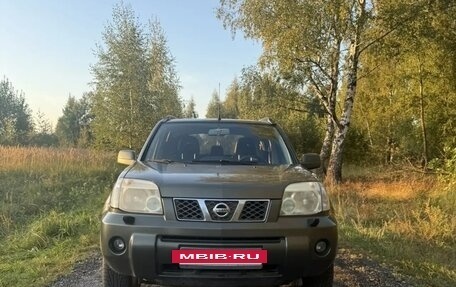 Nissan X-Trail, 2004 год, 580 000 рублей, 2 фотография