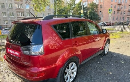 Mitsubishi Outlander III рестайлинг 3, 2011 год, 1 350 000 рублей, 6 фотография