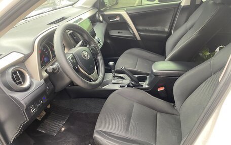 Toyota RAV4, 2013 год, 2 050 000 рублей, 5 фотография