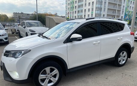 Toyota RAV4, 2013 год, 2 050 000 рублей, 4 фотография