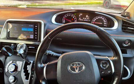 Toyota Sienta II, 2017 год, 1 400 000 рублей, 8 фотография