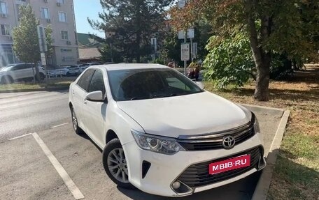 Toyota Camry, 2015 год, 1 850 000 рублей, 1 фотография