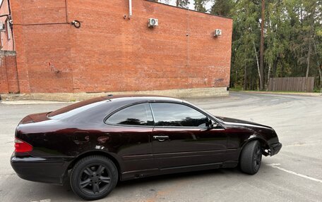 Mercedes-Benz CLK-Класс, 2000 год, 315 000 рублей, 3 фотография