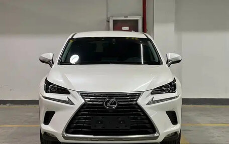 Lexus NX I, 2018 год, 2 585 000 рублей, 2 фотография