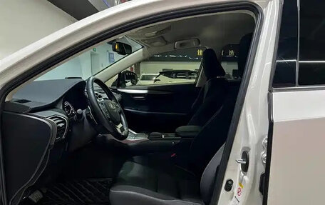 Lexus NX I, 2018 год, 2 585 000 рублей, 8 фотография