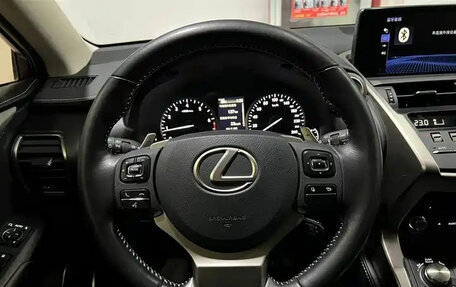 Lexus NX I, 2018 год, 2 585 000 рублей, 5 фотография