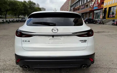 Mazda CX-4, 2021 год, 1 565 000 рублей, 10 фотография