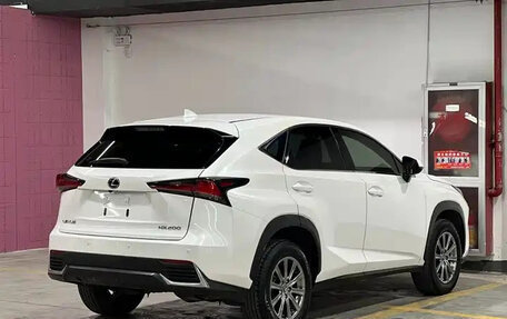 Lexus NX I, 2018 год, 2 585 000 рублей, 17 фотография