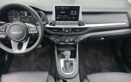 KIA K3, 2023 год, 1 599 000 рублей, 6 фотография