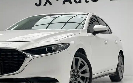 Mazda 3, 2021 год, 1 350 000 рублей, 2 фотография